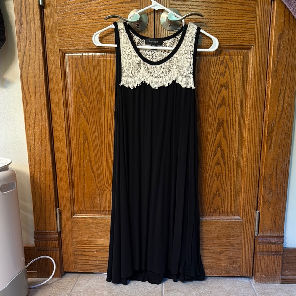 Karen Kane Black and Cream Midi Dress